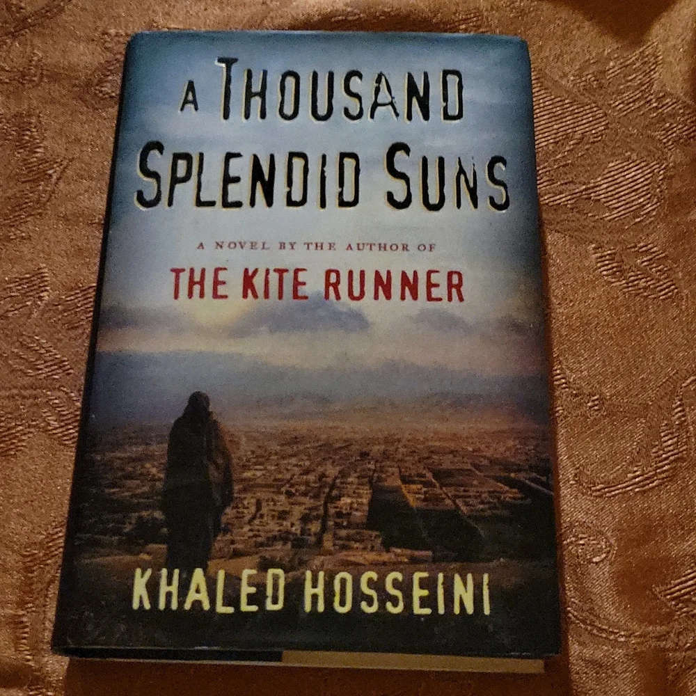 A Thousand Splendid Suns By Khaled Hosseini. Hardback Book